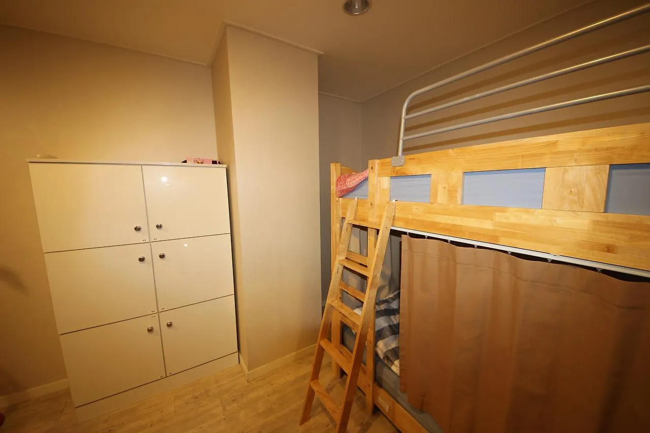 Hostel The New Day Puszan